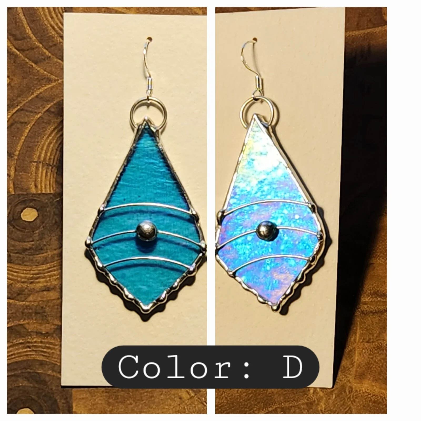 D Lt Blue Transparent Iridescent (Wissmach) — View 3